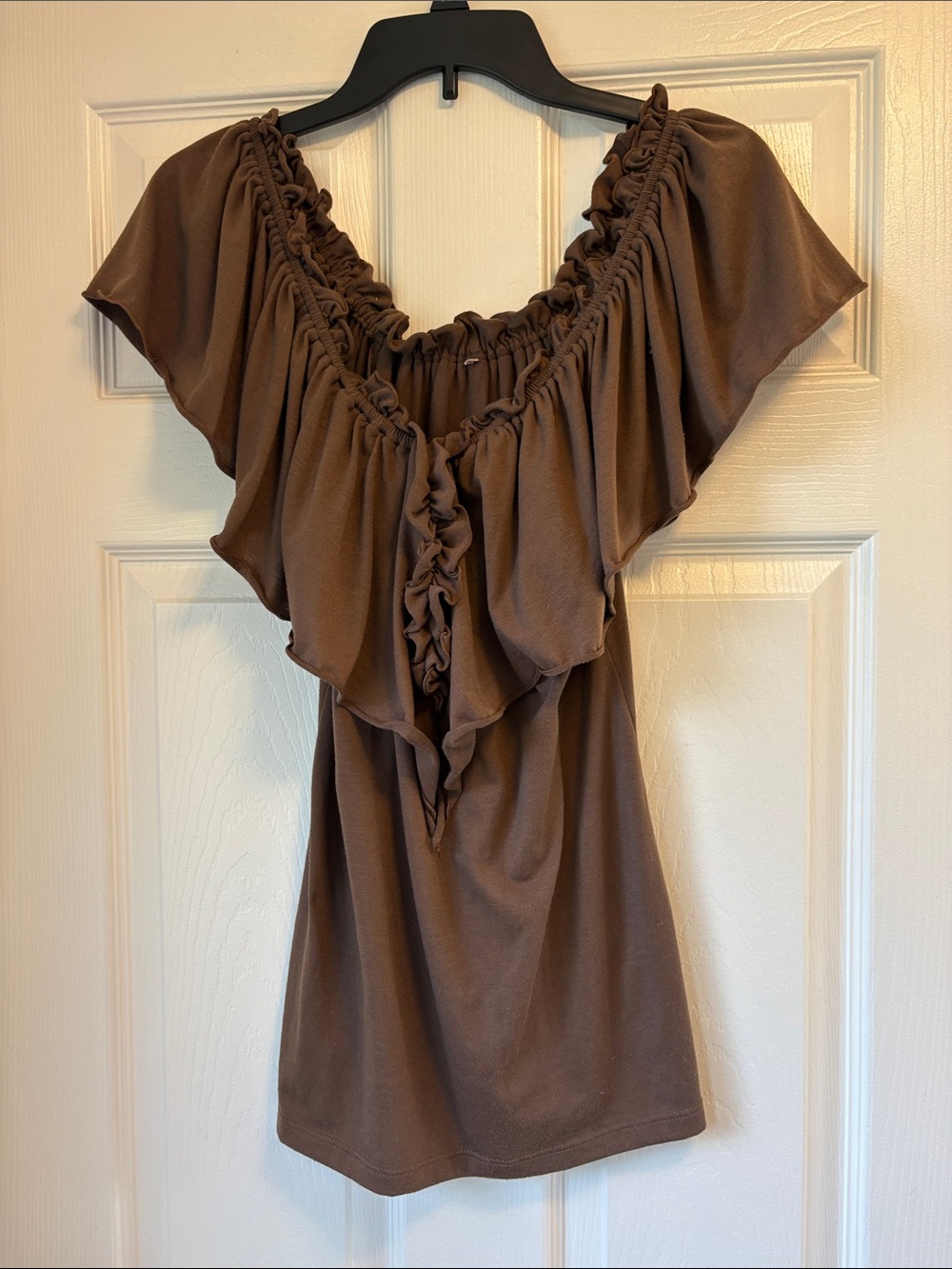 Women's Brown Ruffled Off-Shoulder Top size medium